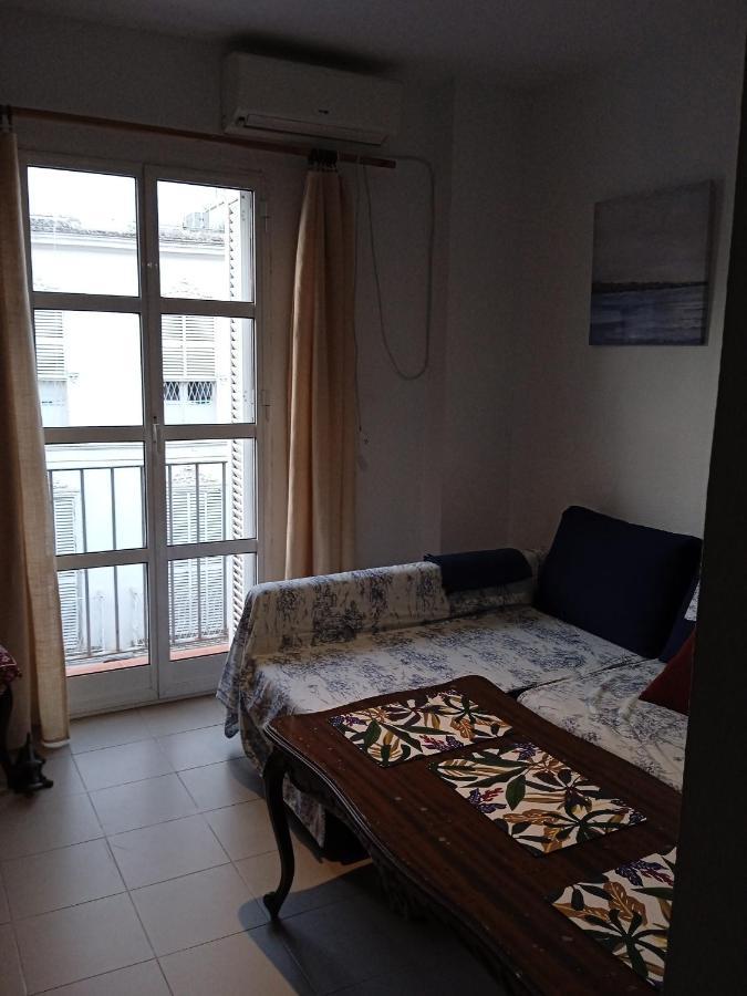 Apartamento Casco Antiguo Exterior Unico En Segunda Planta En Un Edificio De De Dos Plantas Севилья Экстерьер фото